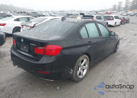 2015 BMW 328I z USA, uszkodzony, nr VIN WBA3A5C5XFF608383